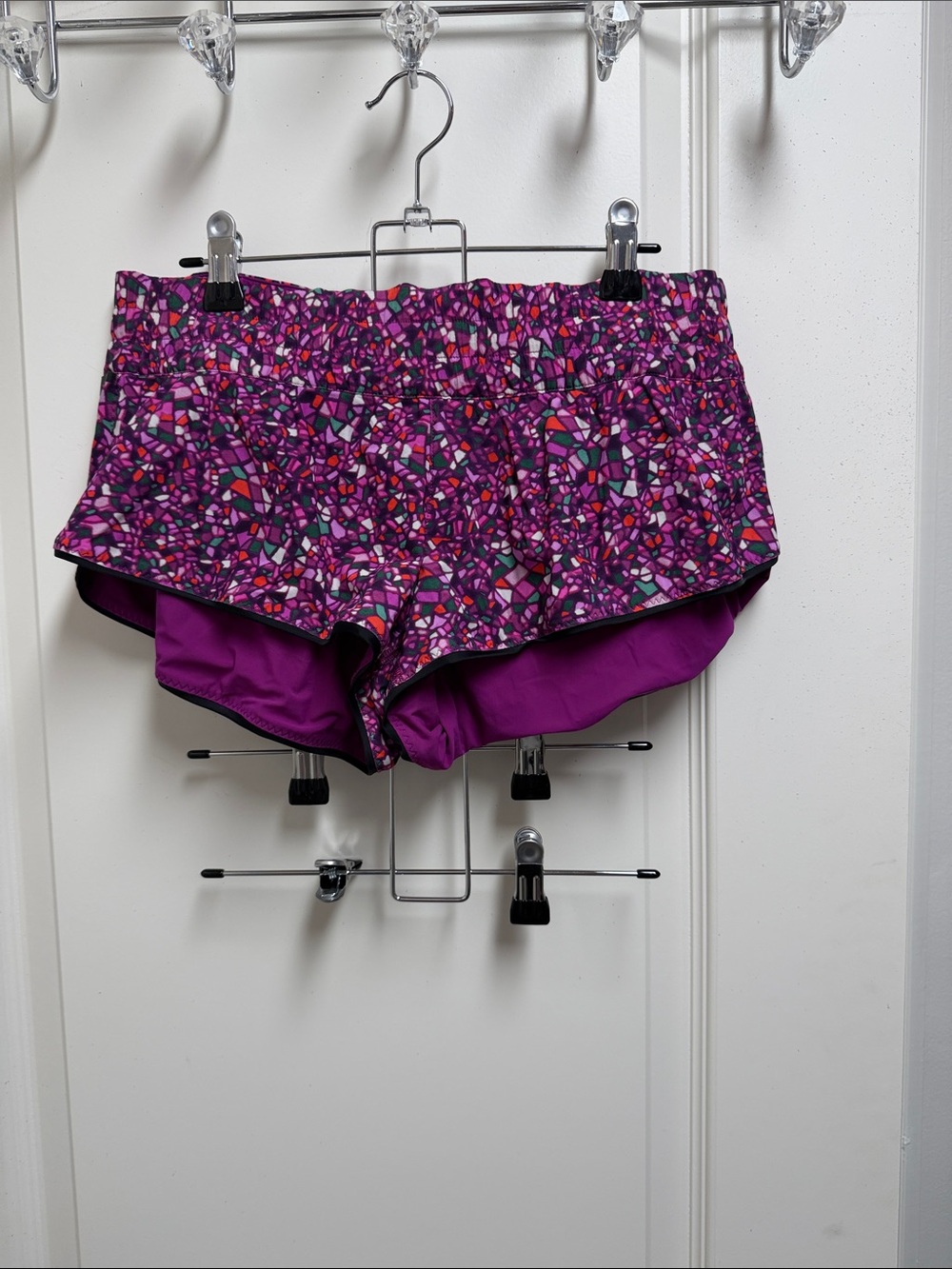 Lululemon Paradise Geo Regal Plum Multi Surf Shorts II SZ 8